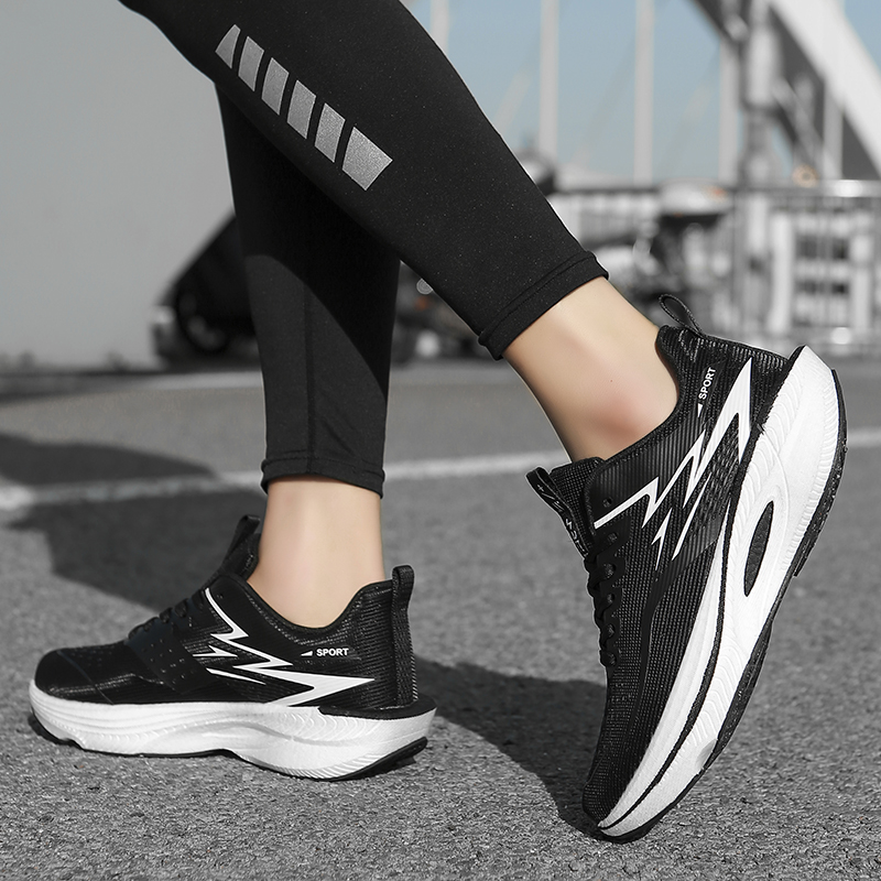 Chaussures pour femmes, basket - Mens Fashion Show avis et prix