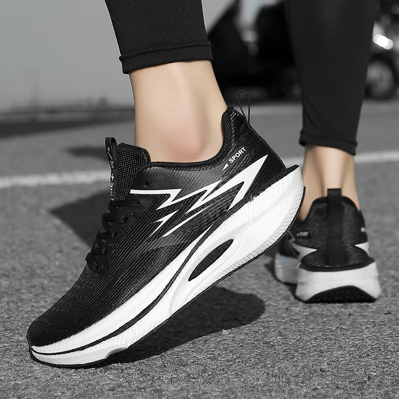 Chaussures pour femmes, basket - Mens Fashion Show avis et prix