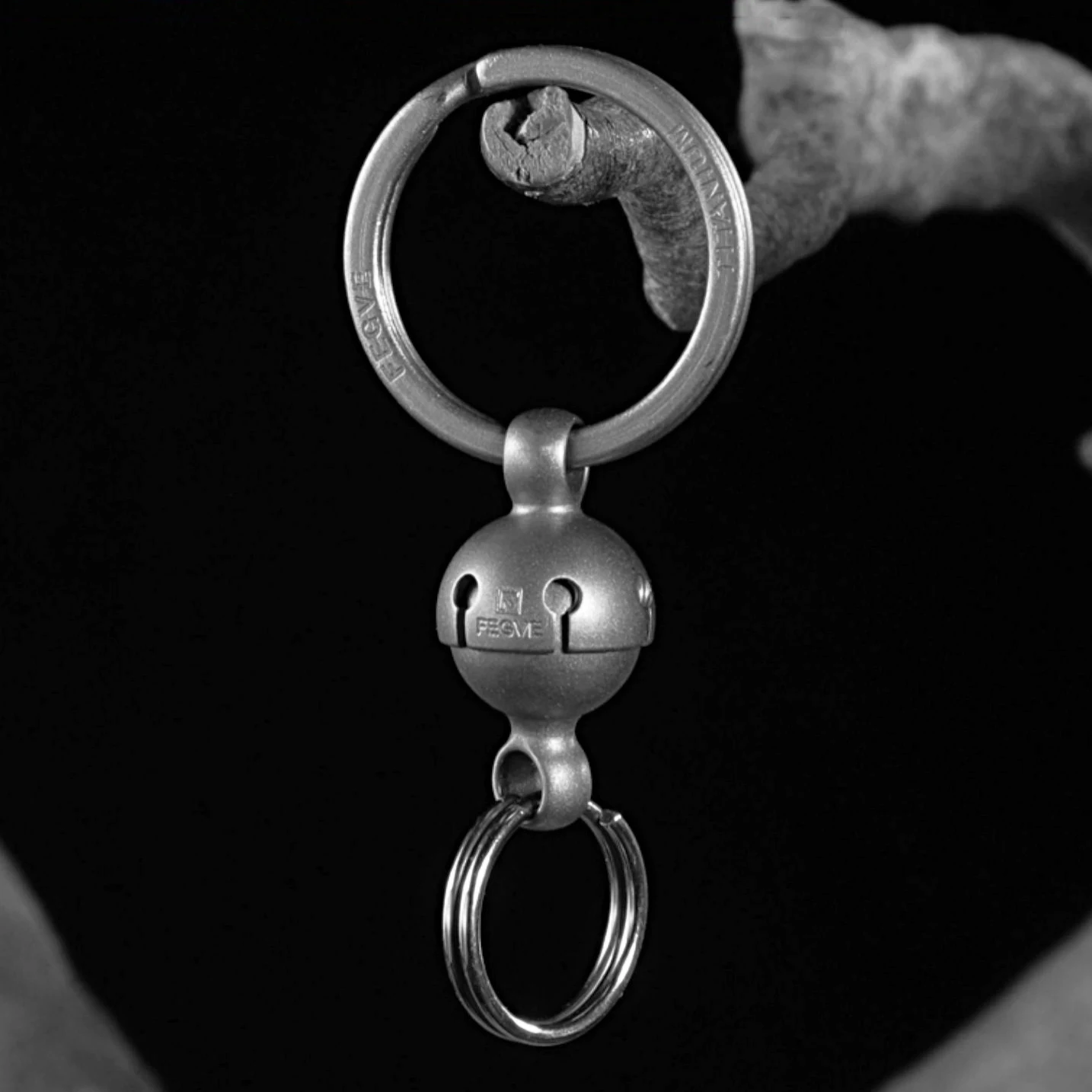 360 °   Porte-clés en titane p - Mens Xmas Fashion avis et prix